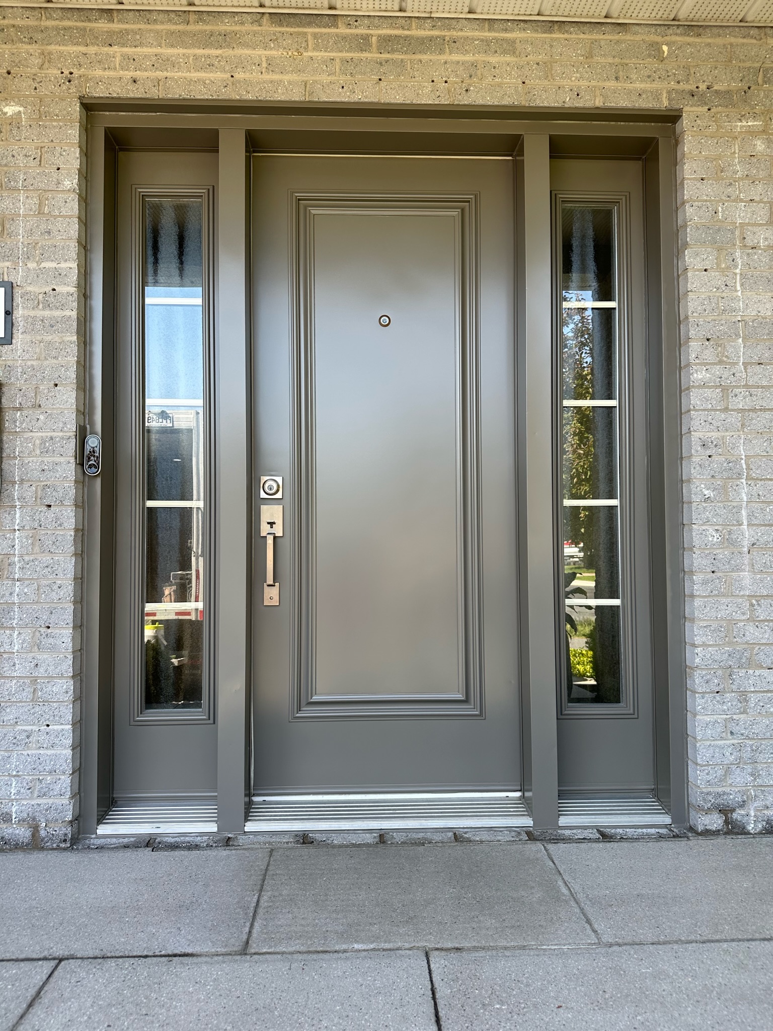 Après — porte d'entrée